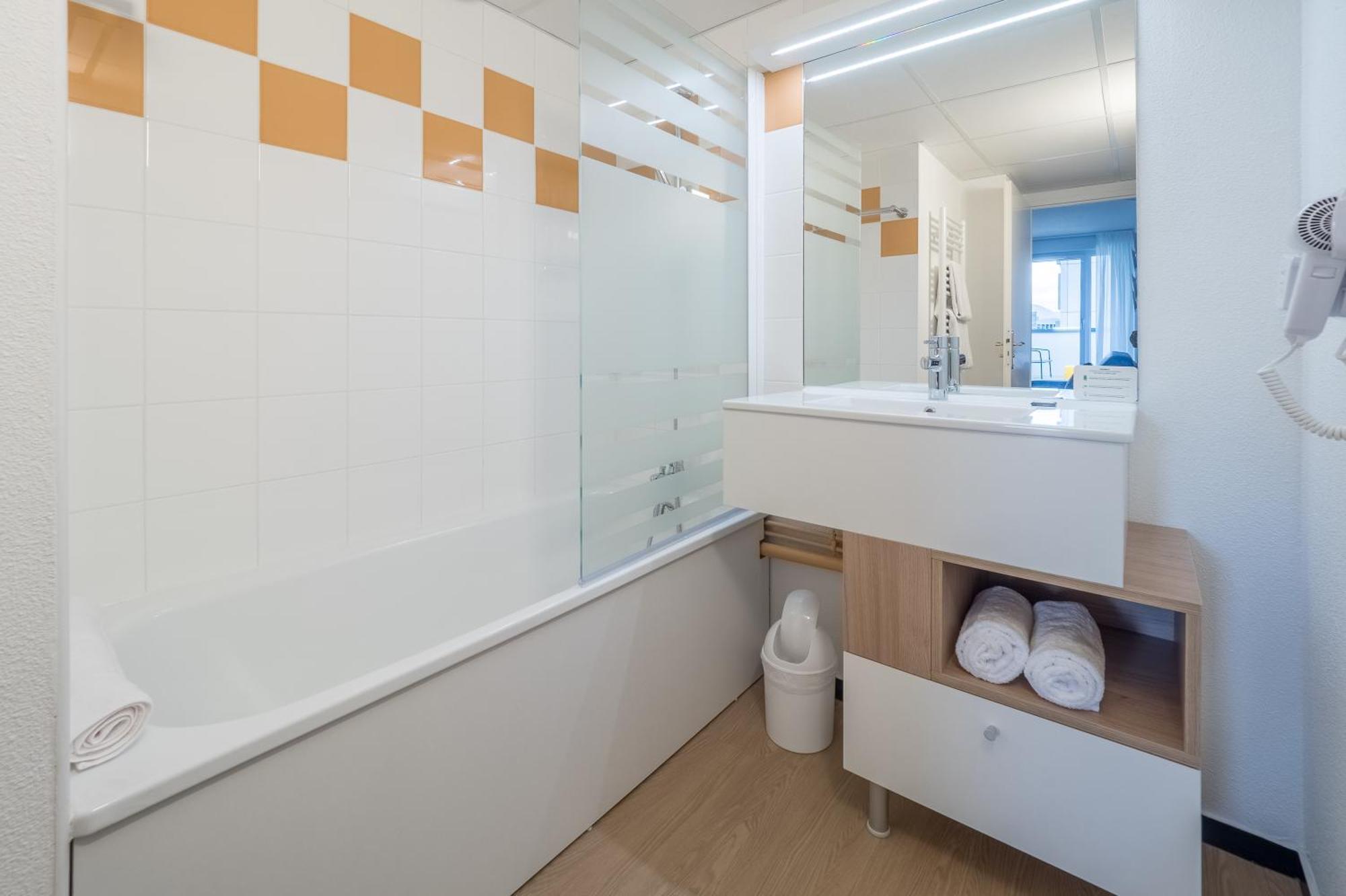 Hostel Le Hueb Grenoble Kültér fotó
